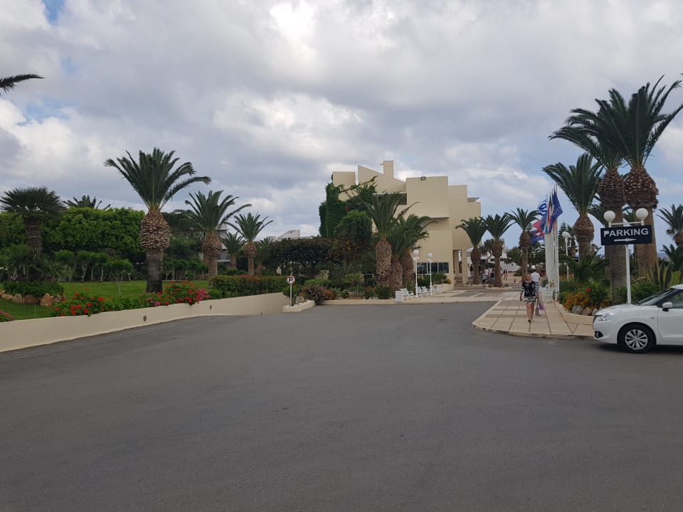 Gartenanlage Lyttos Beach Hotel