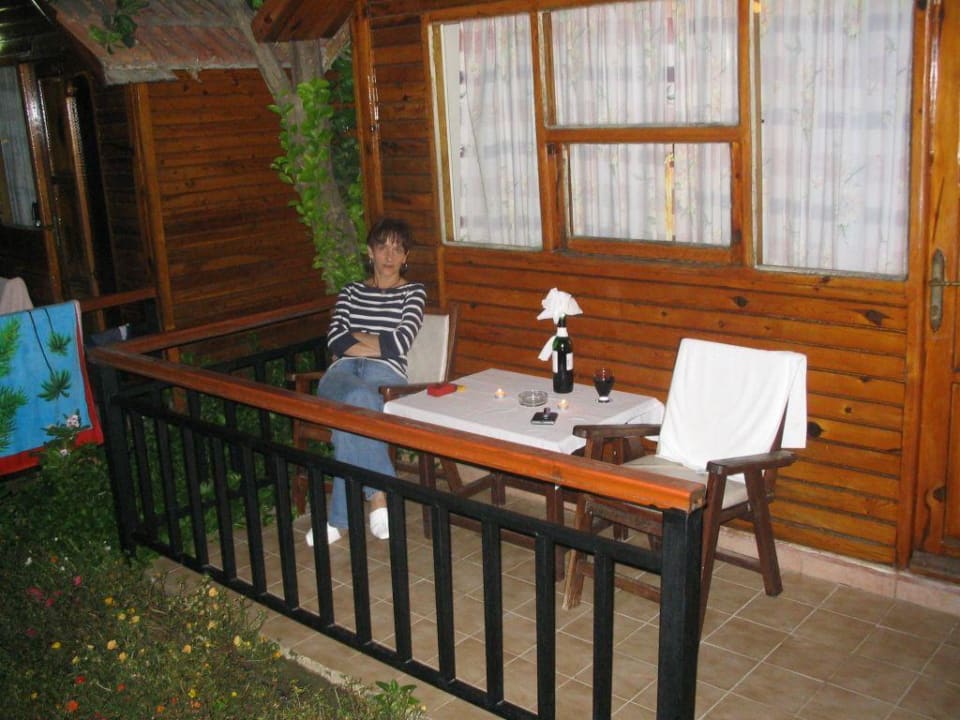 Vor dem Häuschen Can Garden Beach