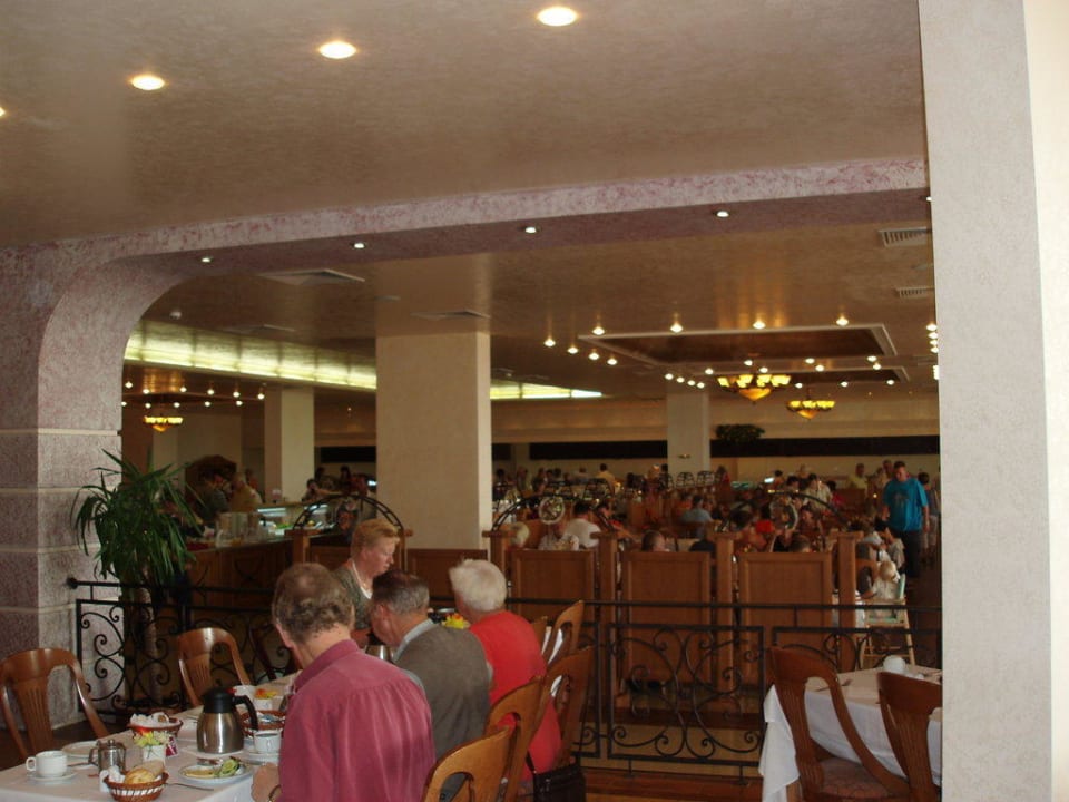 Restaurant mit Buffet DIT Majestic Beach Resort