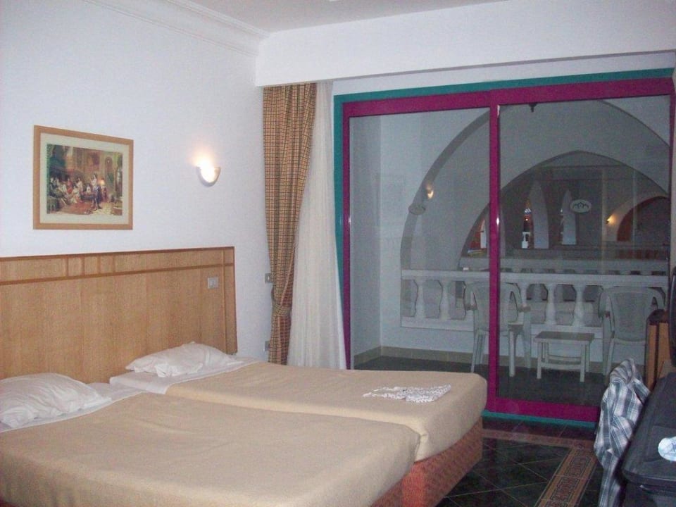 Zimmer Nr. 111 Pickalbatros Alf Leila Wa Leila Resort - Neverland Hurghada