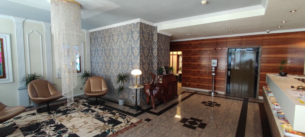 Lobby Hotel Vienna