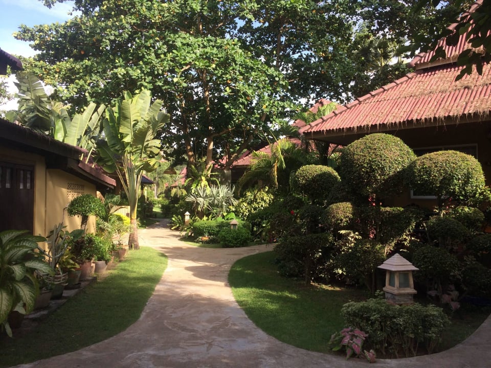 Gepflegte Anlage  Hotel Lanta Castaway Resort
