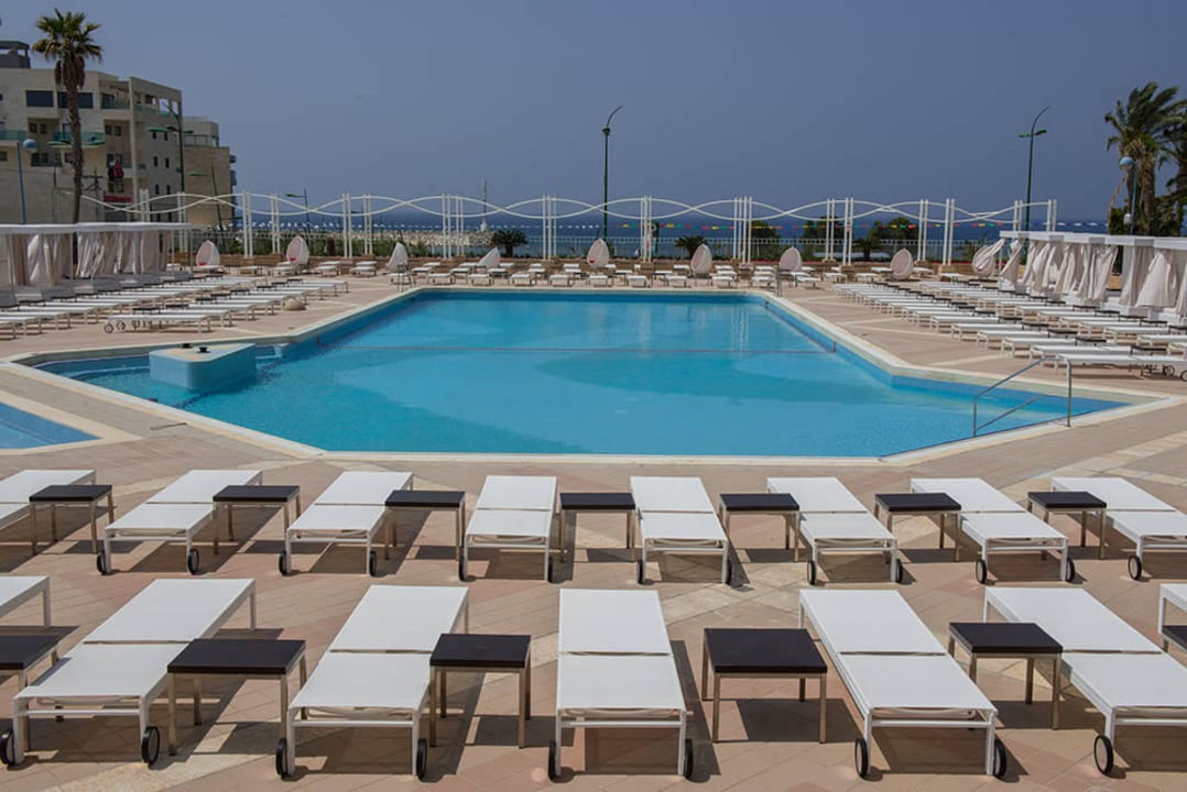 POOL Leonardo Hotel Ashkelon