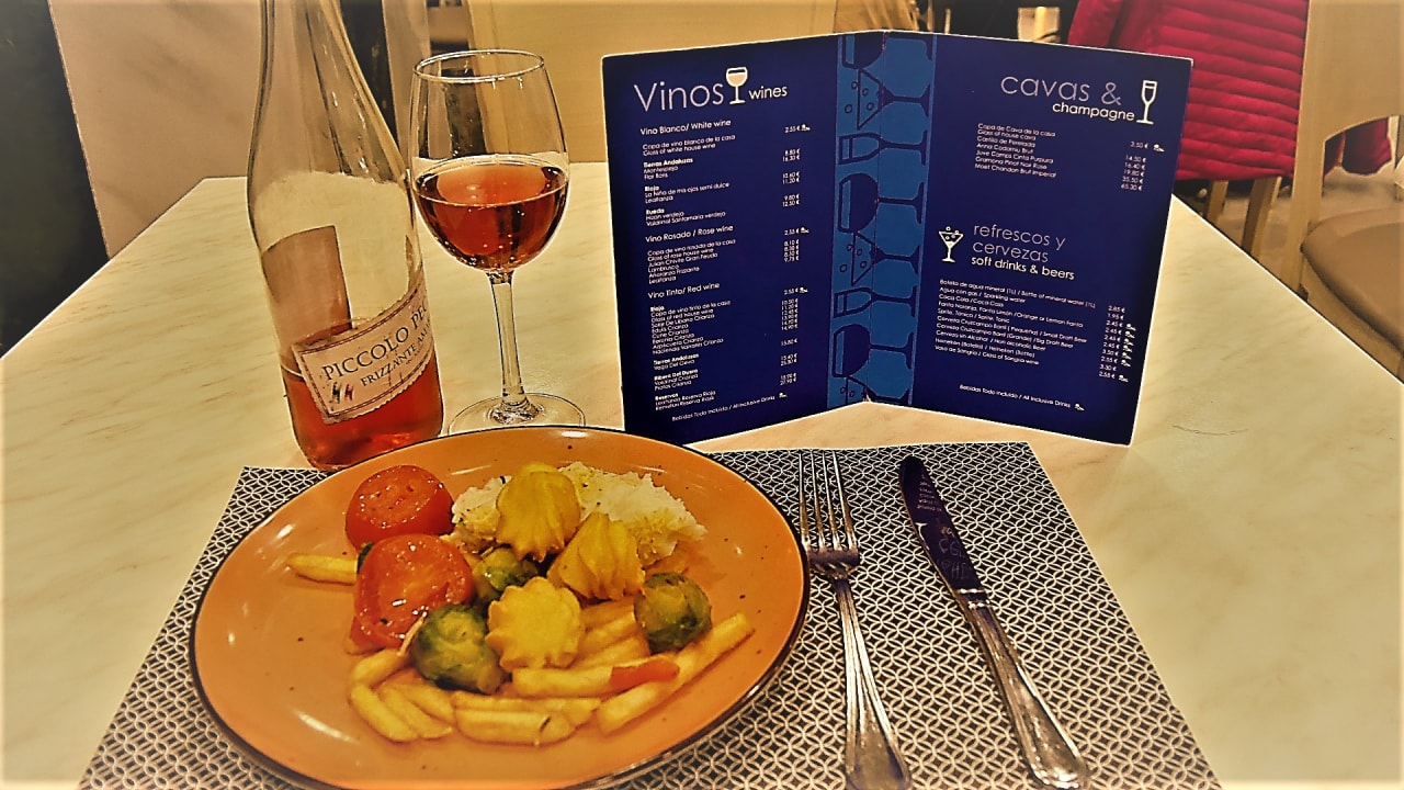 Gastro Holiday World Beach Club