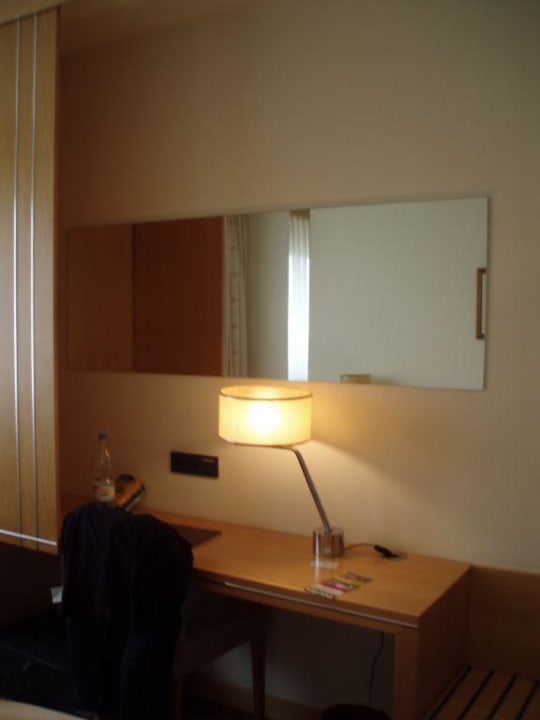 Schreibtisch Eurohotel Diagonal Port