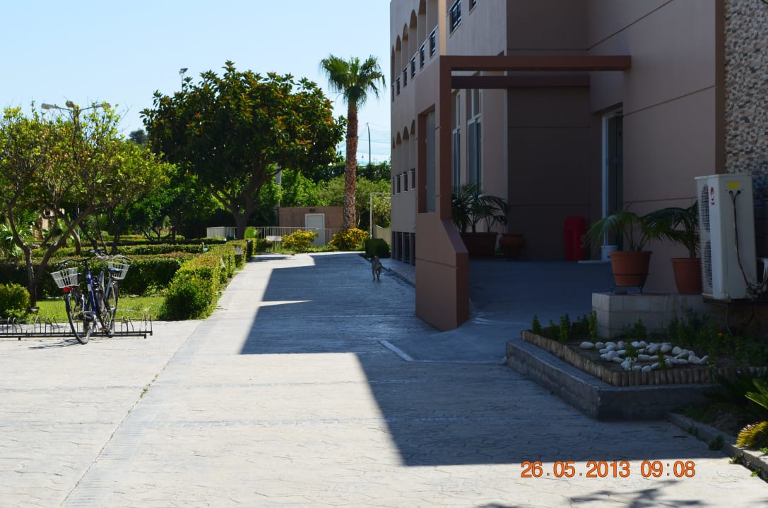 Wejście do hotelu Ilios K Village Resort