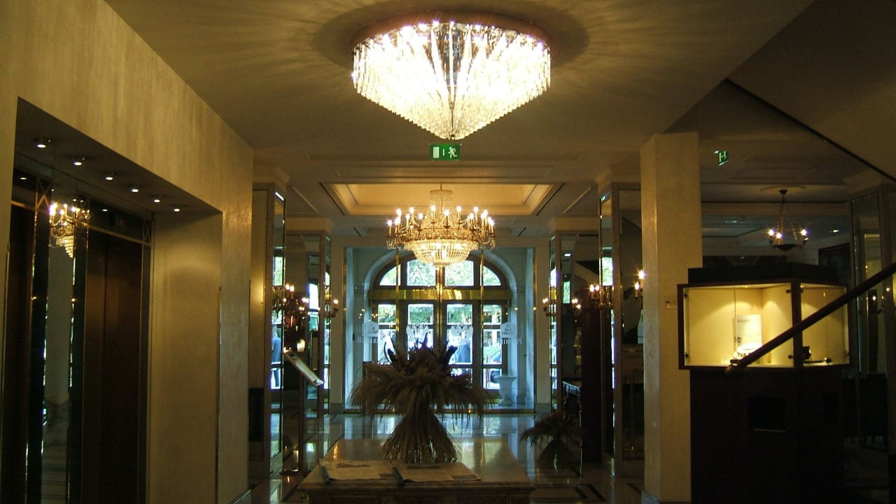 Sehr schönes Interieur Best Western Premier Grand Hotel Russischer Hof