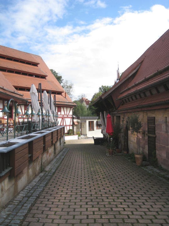Hofeinfahrt Hotel Hof19