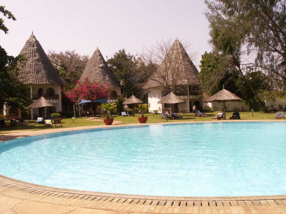 Basen Neptune Village Beach Resort & Spa