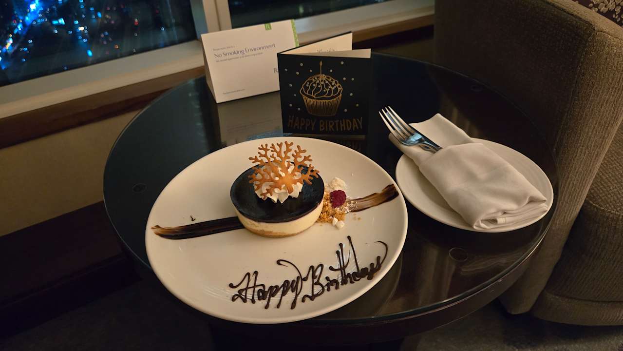 Zimmer Rose Rayhaan by Rotana