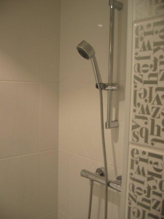 Dusche Pannonia Tower