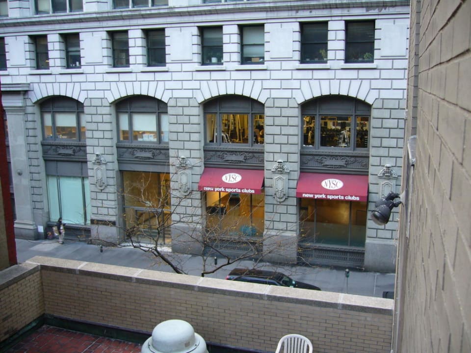 Vista laterale dalla finestra Guesthouse Seafarers & International House