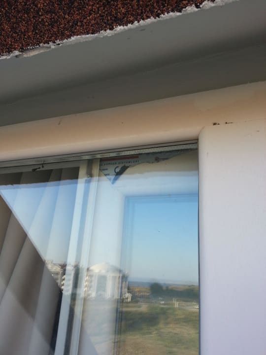 Fenster samt Verpackungsfolie eingebaut Ramada Resort by Wyndham Side