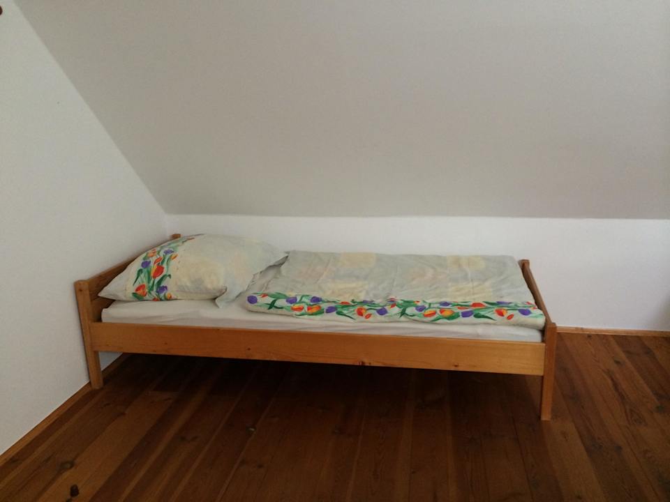 Einzelbett Bauernhof Dorfhof Bauer