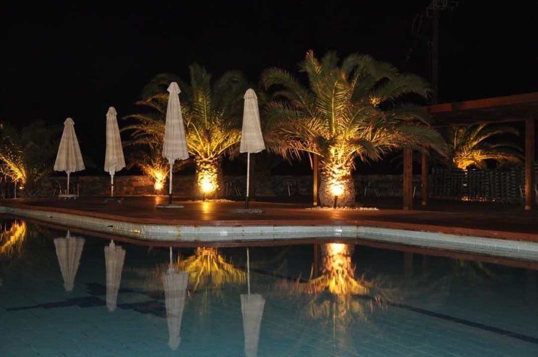 Traumhaft bei Nacht Hotel Aphrodite Beach Club
