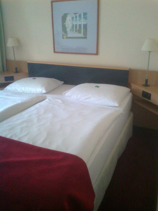 Bett NH Dresden Neustadt