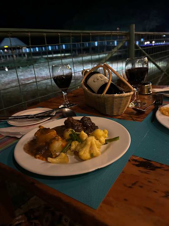 Gastro Voi Wildlife Lodge