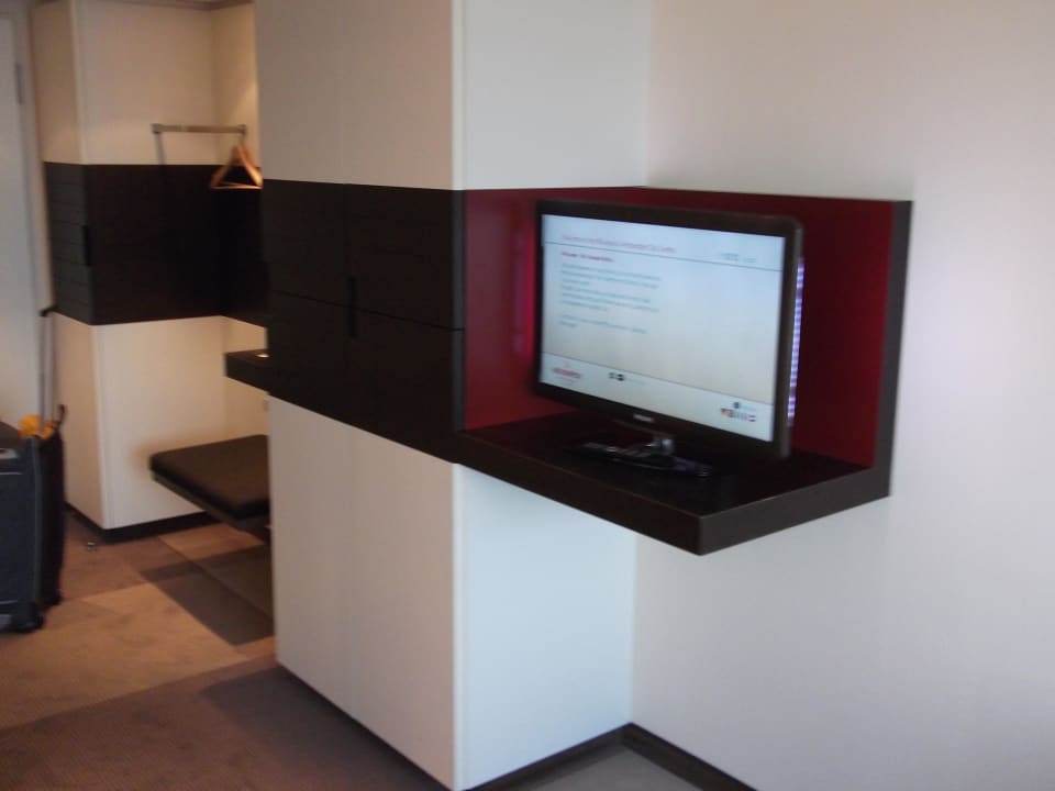 Flur Mövenpick Hotel Amsterdam City Centre