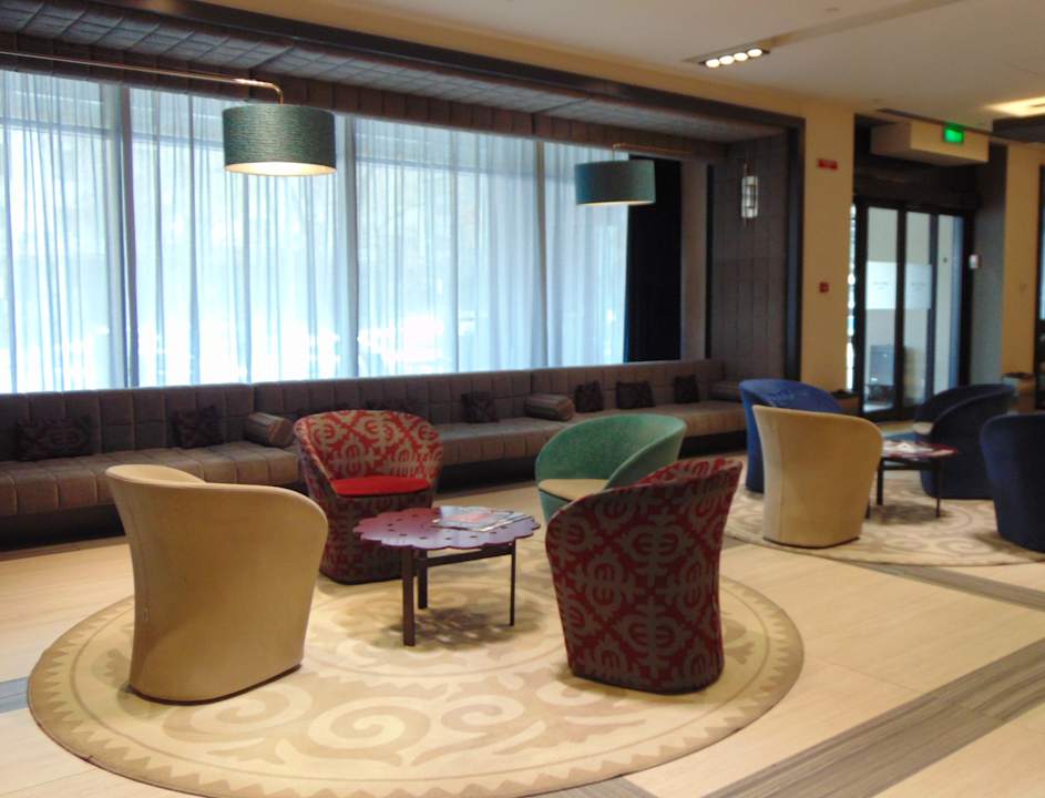 Lobby Mercure Almaty City Center