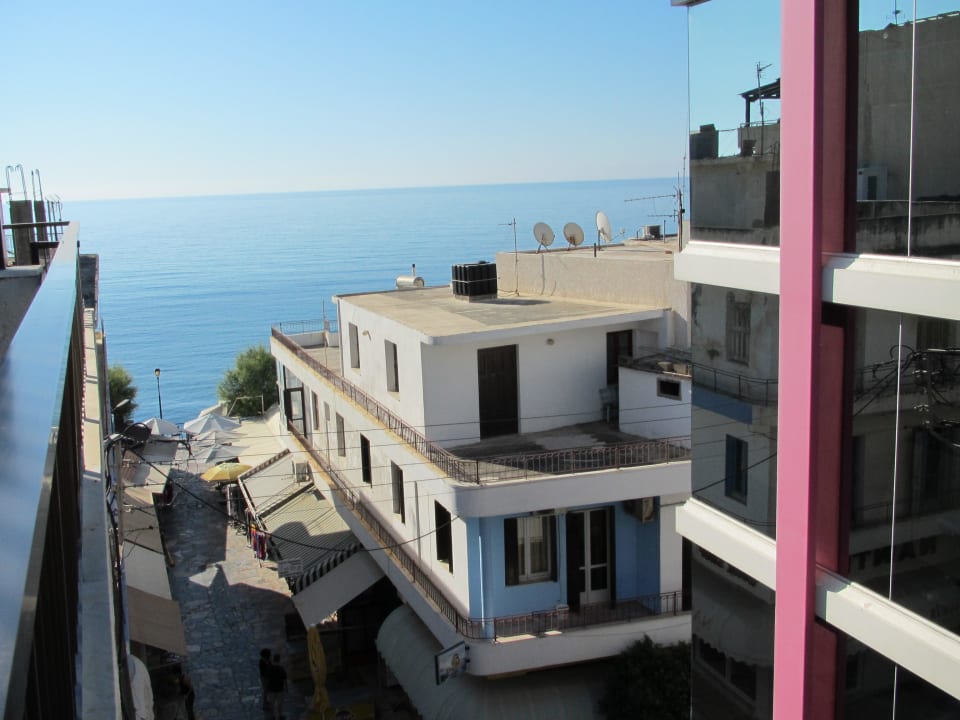 Ausblick vom Balkon Hotel Camiros