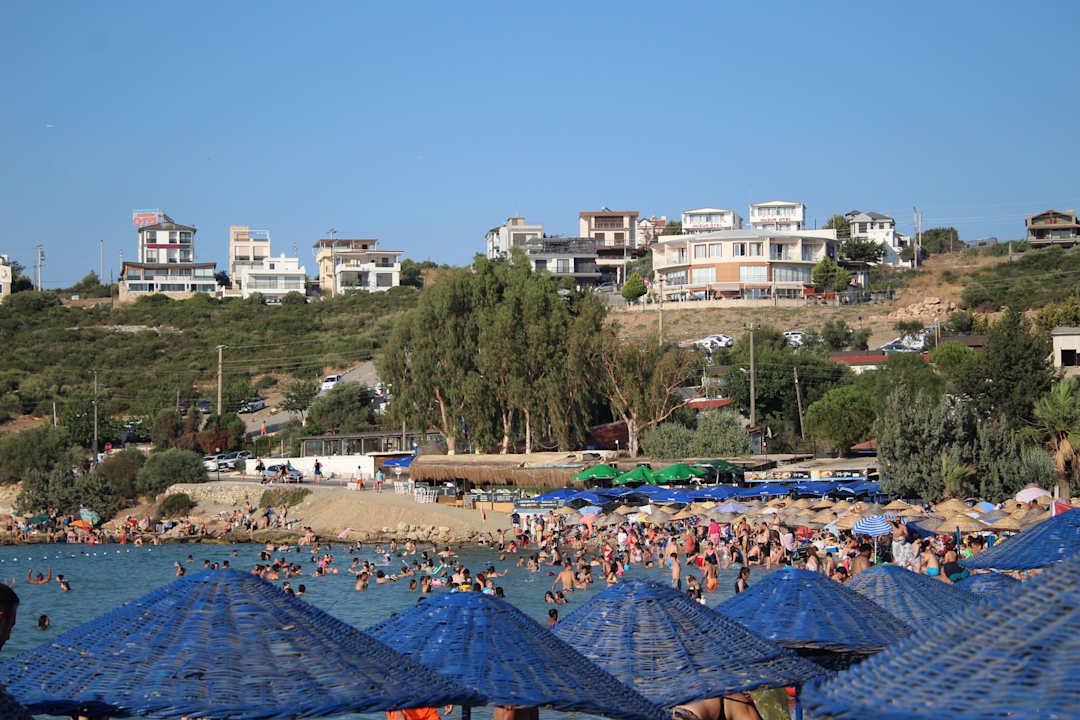 Strand Club Resort Atlantis