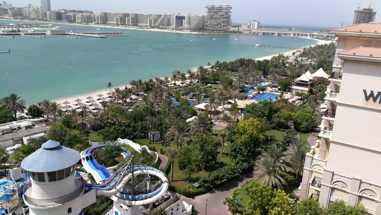 Gartenanlage Le Meridien Mina Seyahi Beach Resort & Waterpark