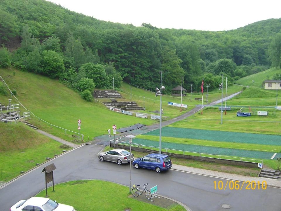Blick vom Hotel auf den Schanzenauslauf REGIOHOTEL Schanzenhaus Wernigerode