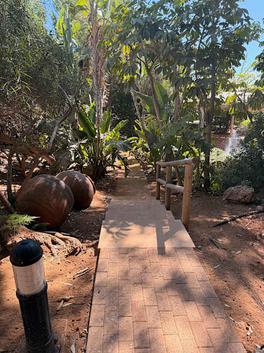 Gartenanlage Hotel Grecian Bay