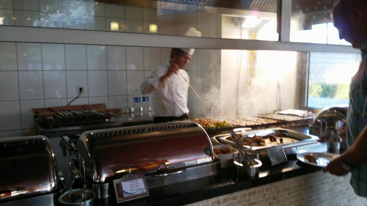 Im Hauptrestaurantbereich Diamond Excellence Resort & Spa