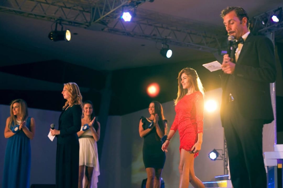 Show Domina Coral Bay Resort, Diving , Spa & Casino