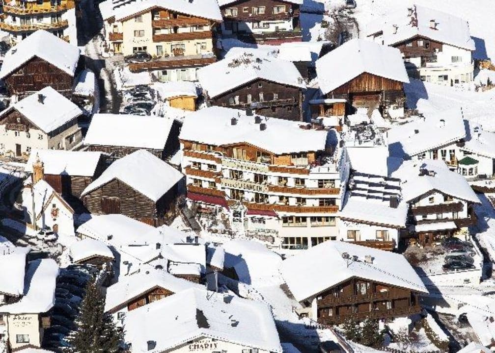 Direkt an der Piste - und doch ruhig gelegen Hotel Elisabeth