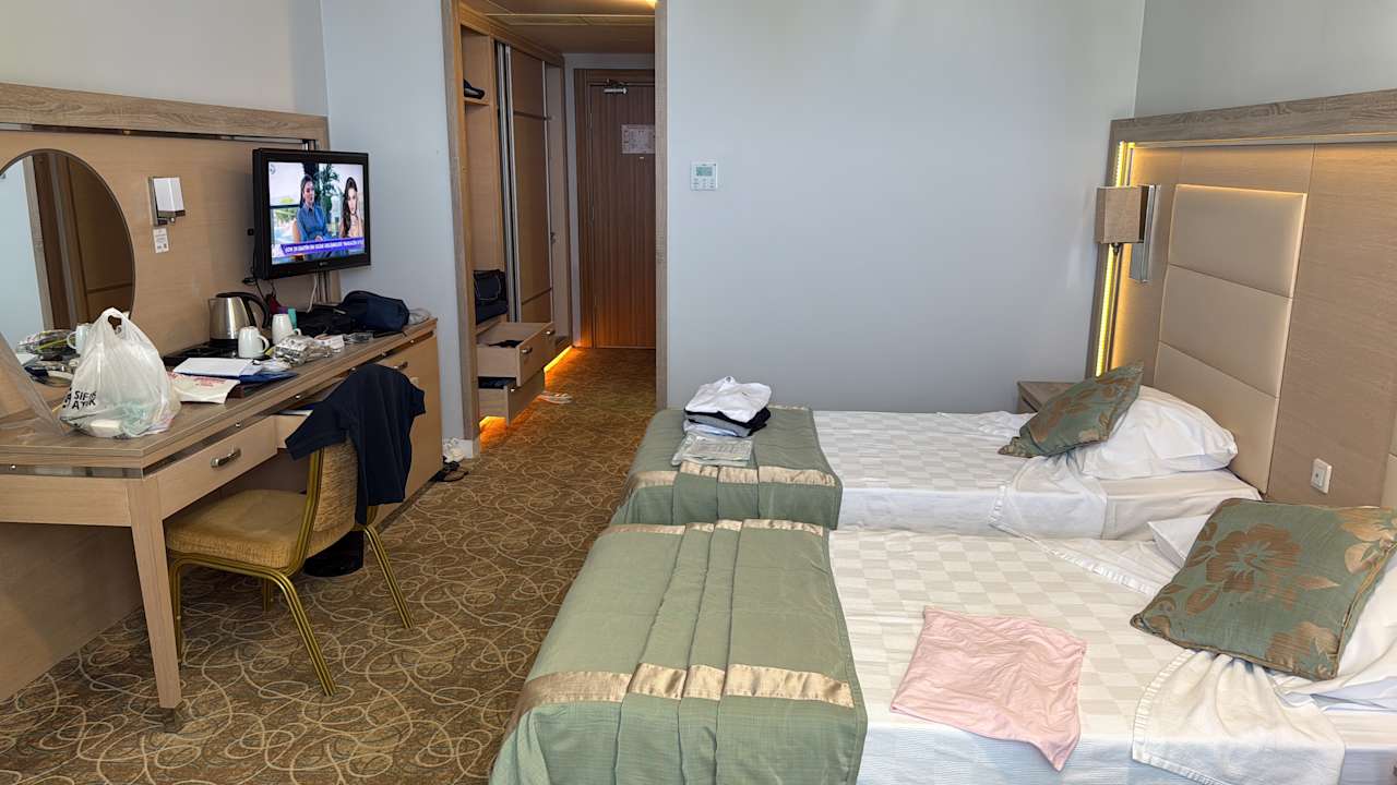 Zimmer Grand Belish Resort Hotel & Spa