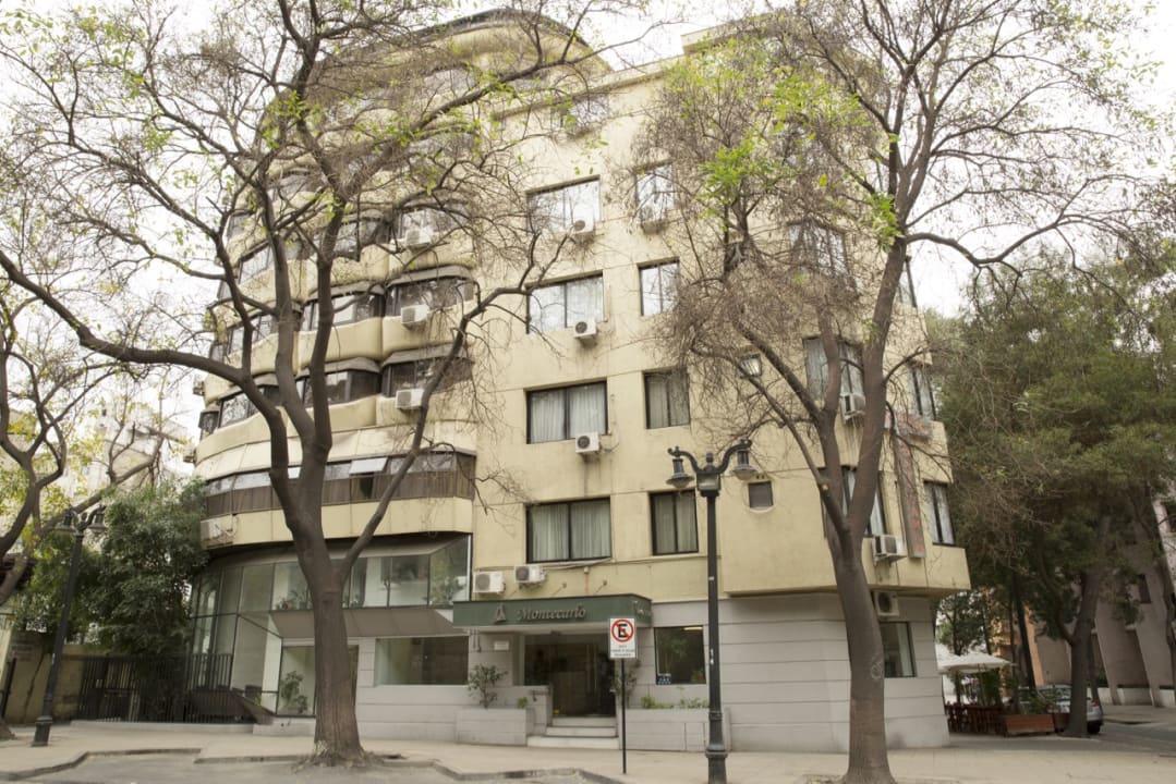 Außenansicht Hotel Montecarlo Santiago