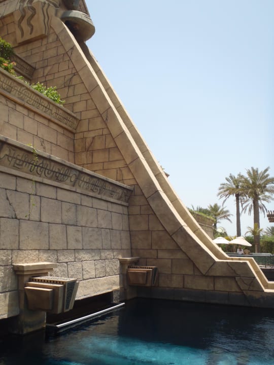 Leap of faith Atlantis, The Palm