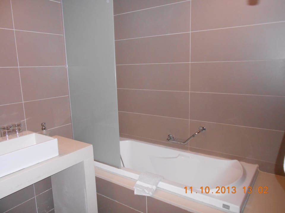 Bad Zimmer 304 B Atlantica Mikri Poli Crete