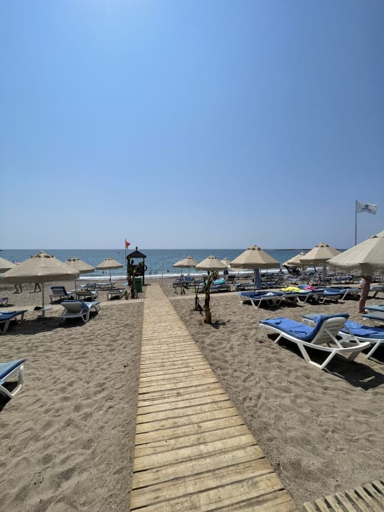 Strand Saphir Resort & Spa