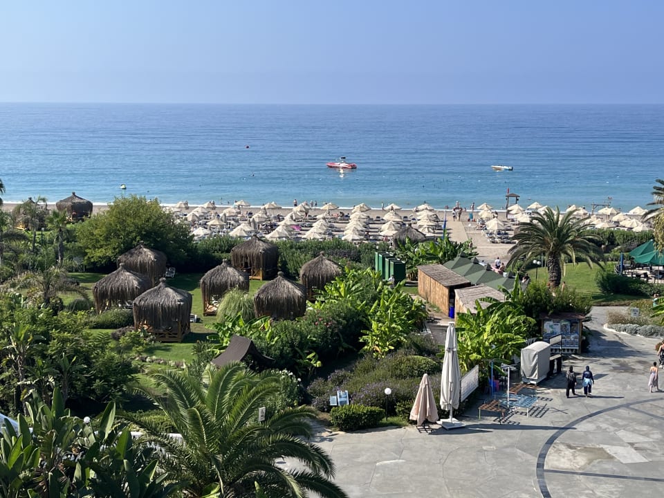 Strand Starlight Resort Hotel