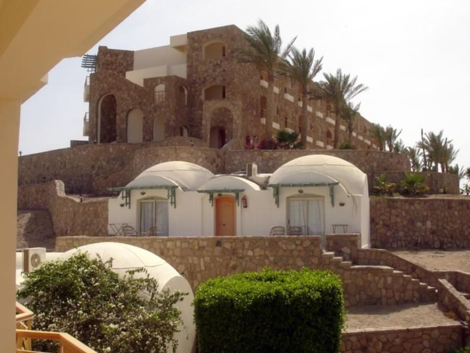 Mountain Inn Brayka Bay Resort