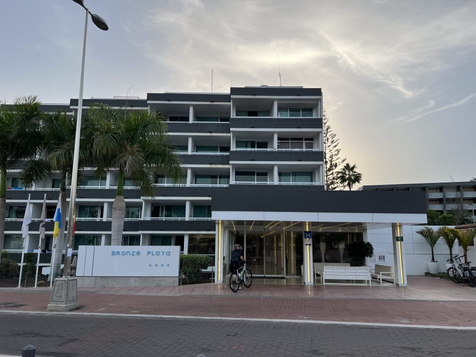 Außenansicht alltoura Club Hotel Akeah Broncemar