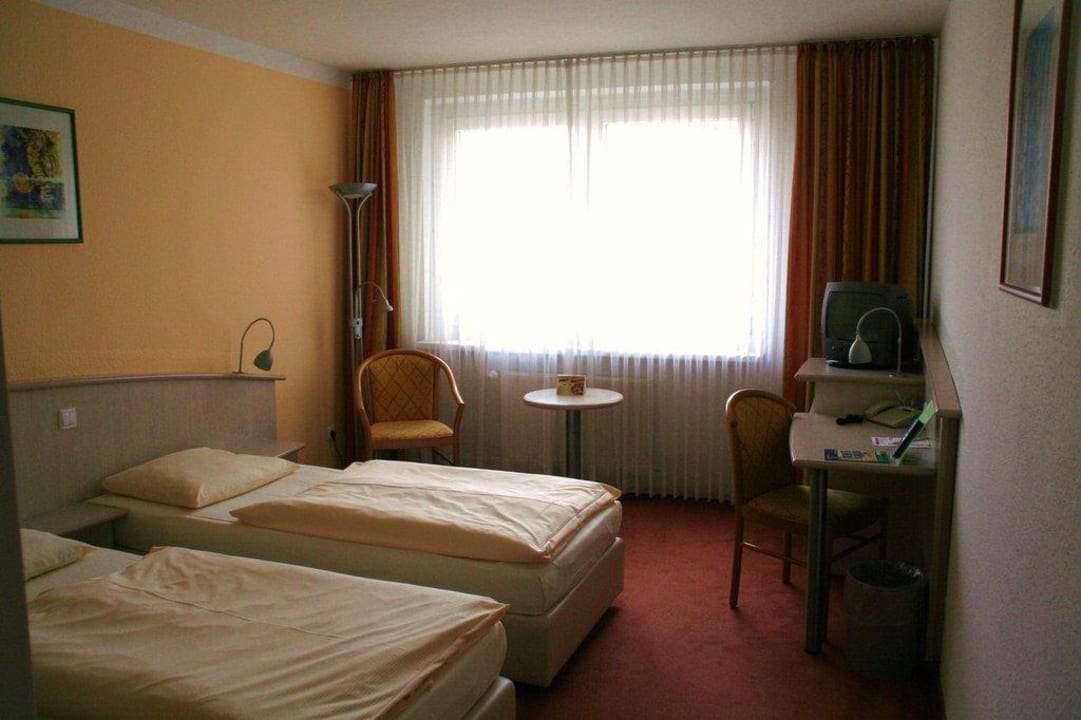 Doppelzimmer im 12.Stock Hotel Panorama Inn und Boardinghaus
