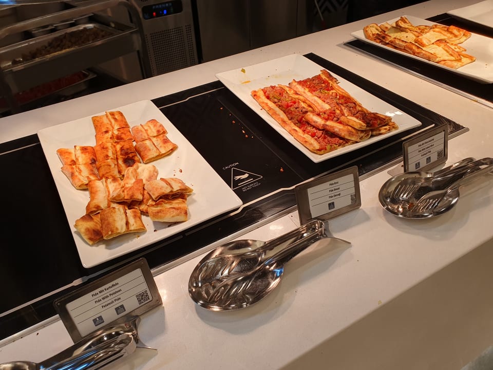 Gastro Jacaranda Luxury Resort