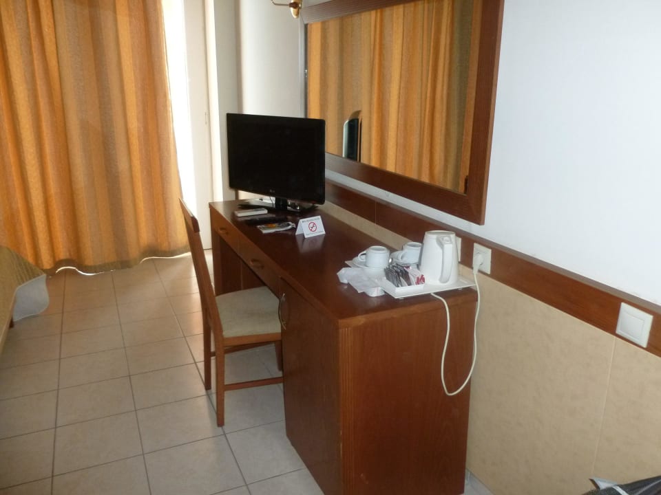 "de luxe" (avec nécessaire à café et thé) Porto Bello Royal