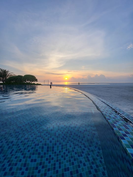 Pool Hondaafushi Island Resort