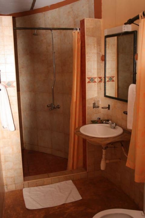 Bad Hotel Amboseli Sopa Lodge