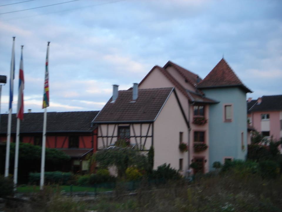 Außenansicht Hotel Les Portes de La Vallée