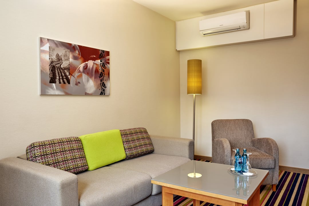 Zimmer H+ Hotel Köln Hürth