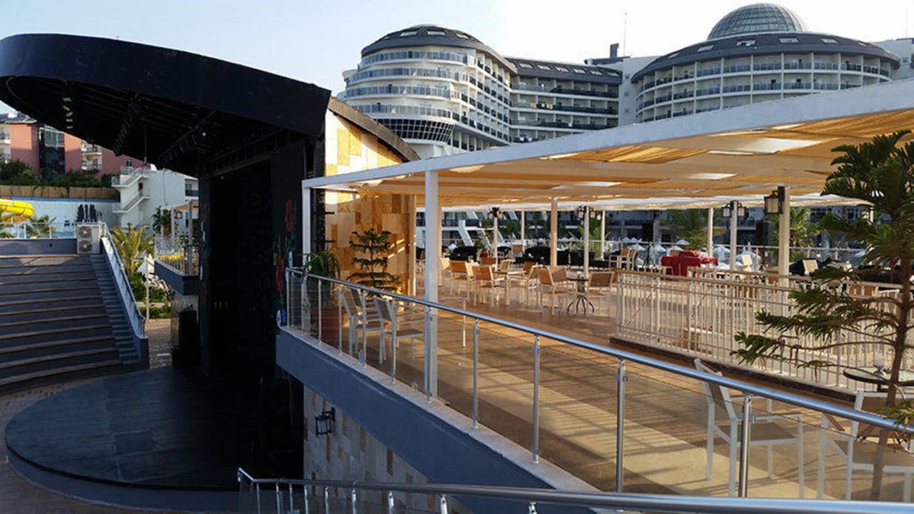 Bar hinter dem Theater Seaden Sea Planet Resort & Spa