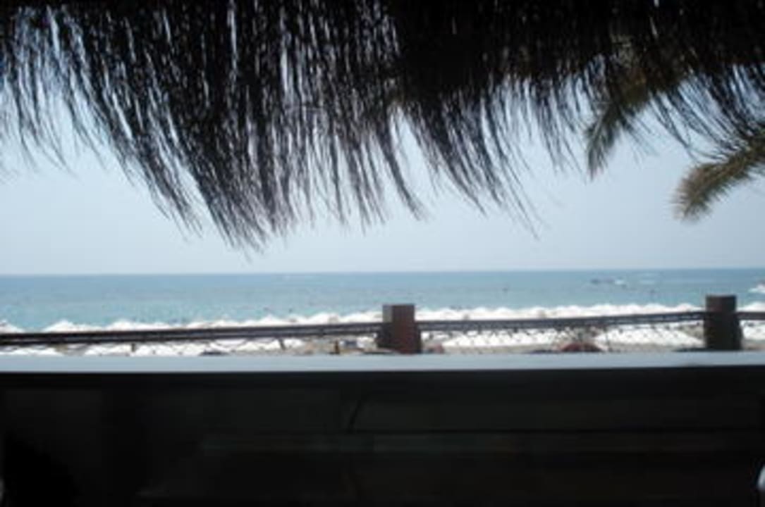 Poolbar Blick zum Strand Hotel Grand Side
