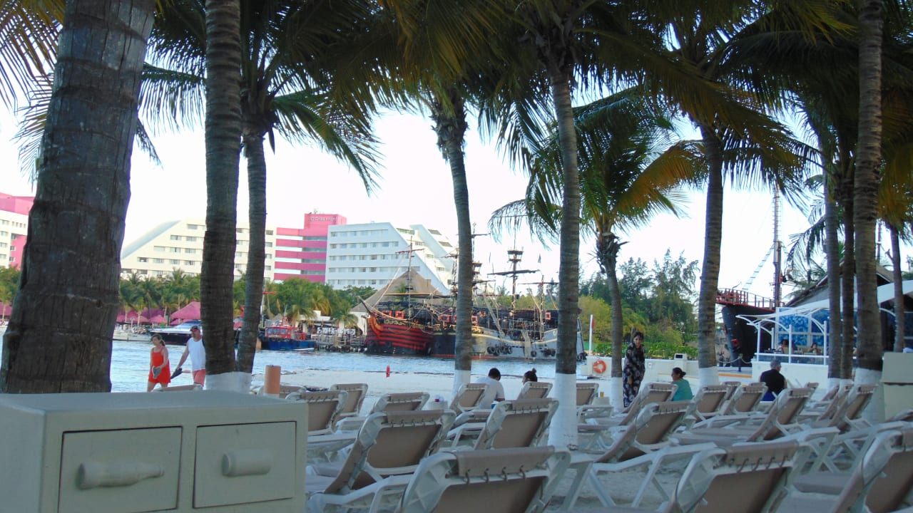 Strand Occidental Costa Cancún