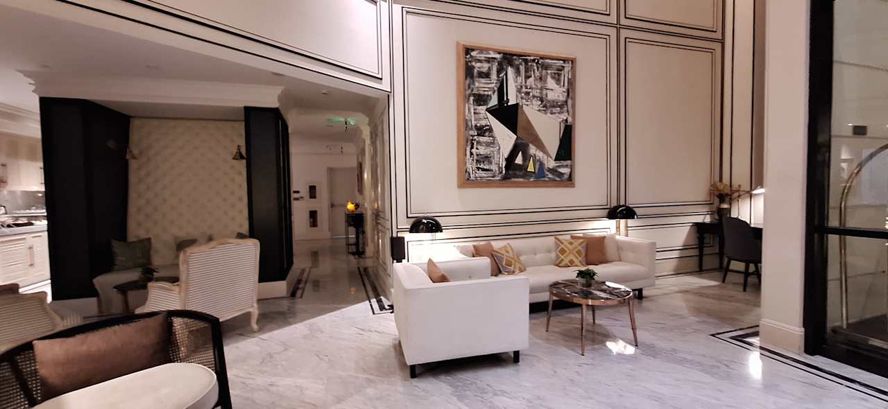 Lobby Bach Suites Saigon, a Member of Design Hotels